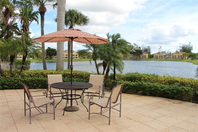 Building Photo - 5200 NW 31st Ave