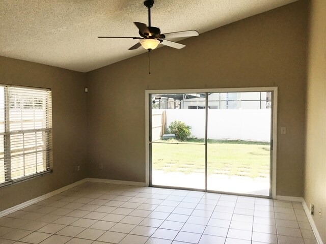 Building Photo - 1428 Abberton Dr