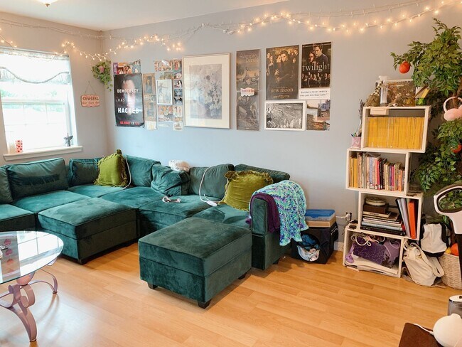 Primary Photo - 2430/2434/2436 Pacific Street