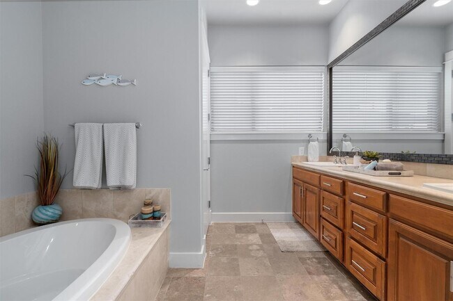 Building Photo - 1101 Ivean Pearson Rd