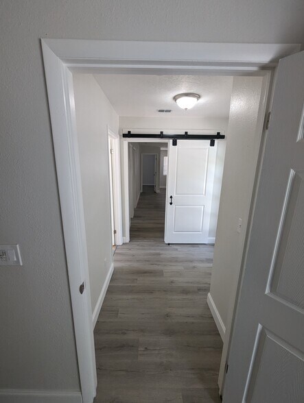 Building Photo - 12812 129th Ave