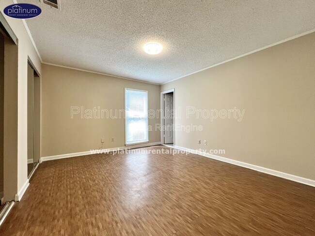 Building Photo - 1274 Britain Dr NW