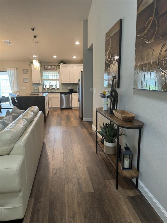 Building Photo - 23 NW 8th Pl