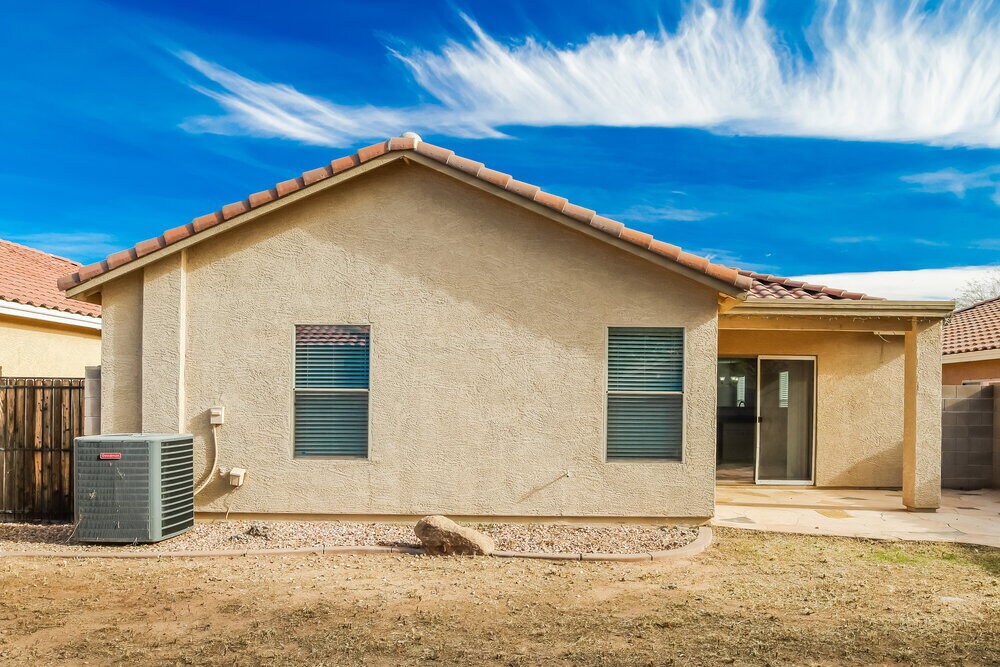 Building Photo - 2879 W Five Mile Peak Dr