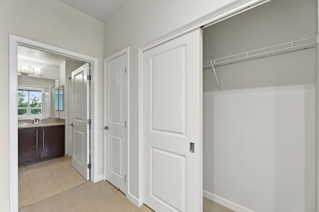 Building Photo - 1375 Lick Ave