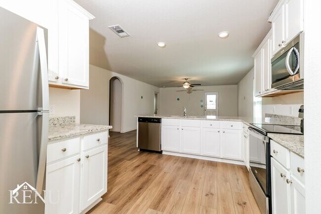 Building Photo - Coming Soon!