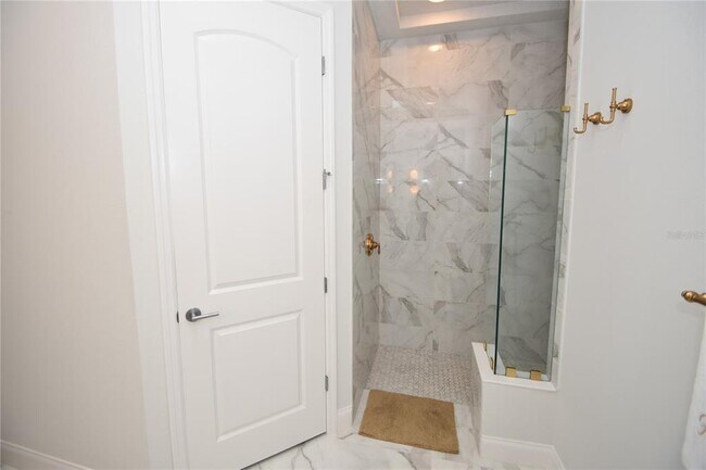 Building Photo - 114 Del Palma Dr