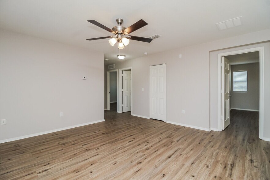 Building Photo - 2857 Breezy Meadow Rd