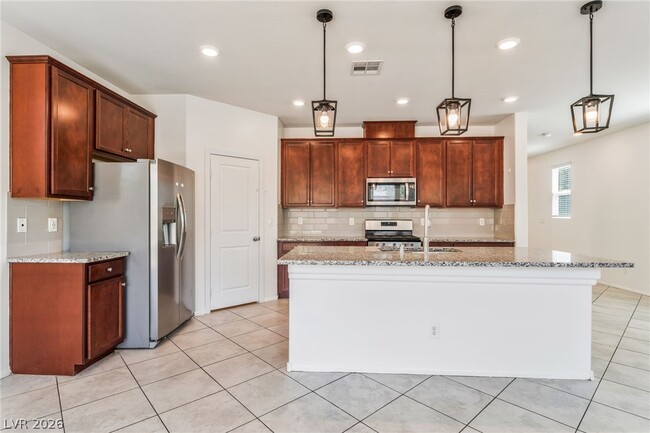 Building Photo - 5371 Boschetto St