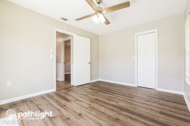 Building Photo - 3 br, 2 bath House - 4850 Brickell Drive UNIT