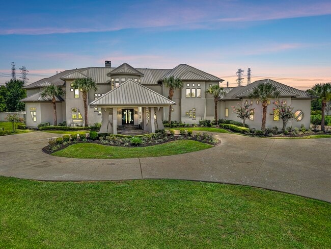 Building Photo - 4043 Maranatha Dr