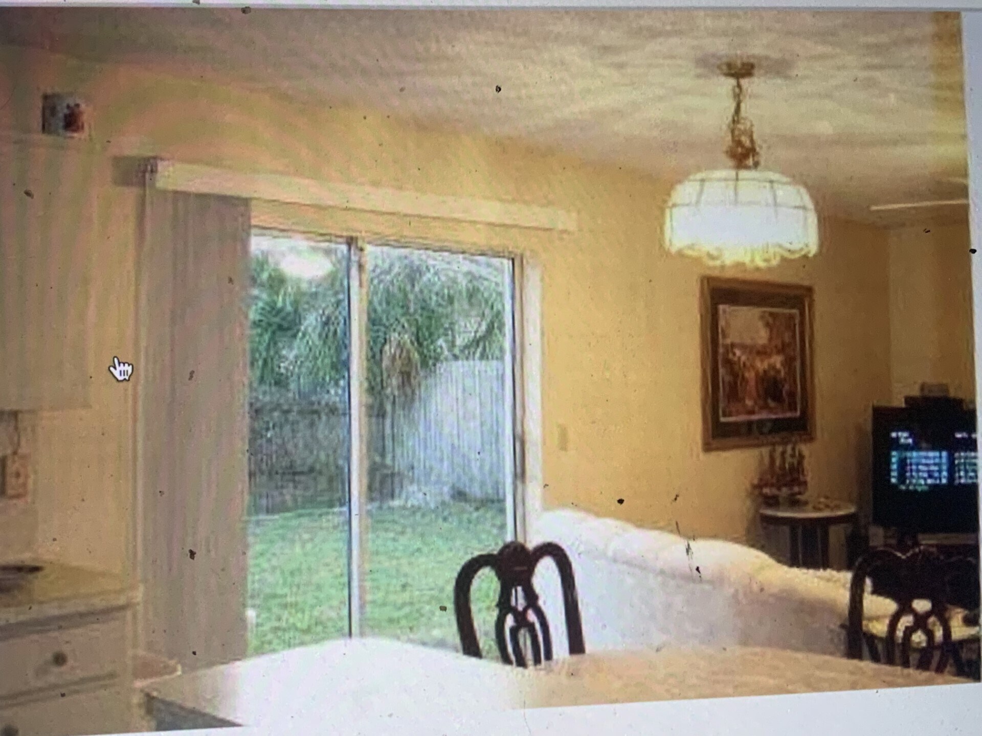 living slider - 1916 Marcia St