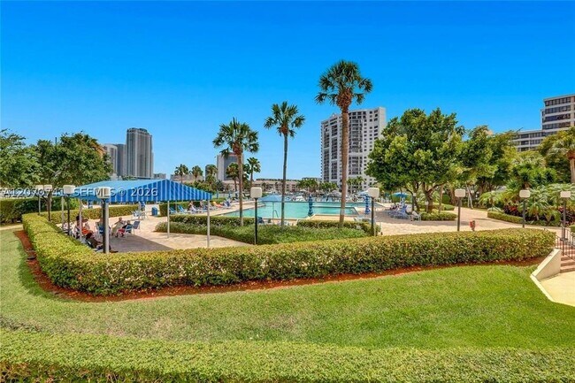 Building Photo - 600 Three Islands Boulevard