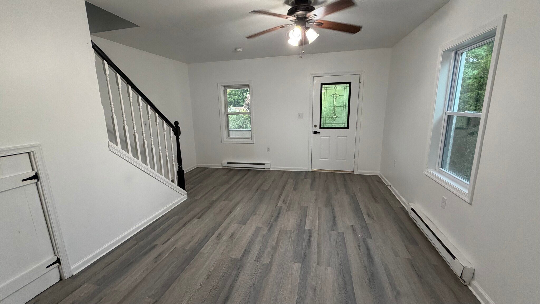 Building Photo - 55 Schoolhouse Ln