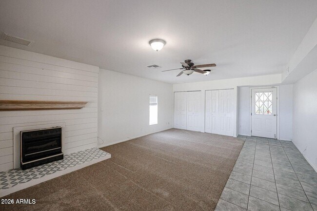 Building Photo - 1740 E Camino del Santo