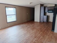 Building Photo - 115 Mobile Ln