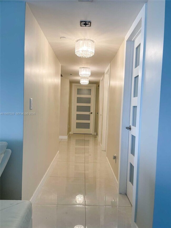 Building Photo - 4000 Towerside Terrace