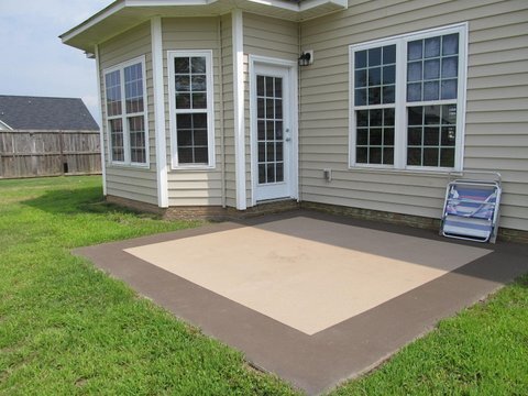 Building Photo - Beautiful 4 Bedroom Home with Spacious Backyard!