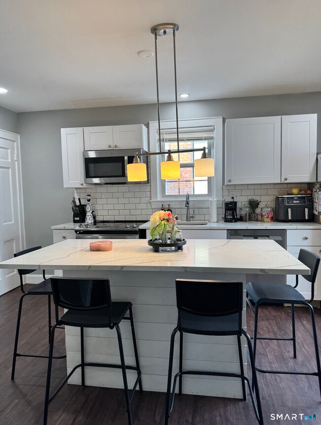 Building Photo - 103 Wyoming St