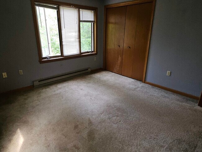 Building Photo - 11 Birch Bend Dr