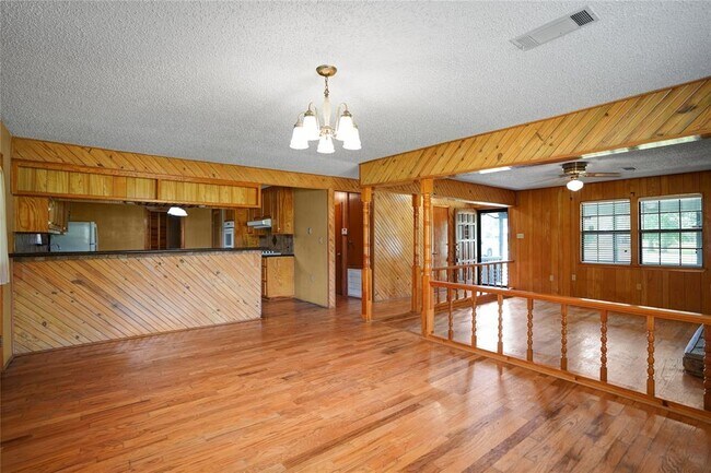 Building Photo - 22855 E Martin Dr