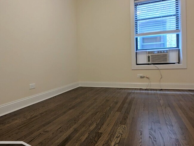 Building Photo - 2643 N Spaulding Ave