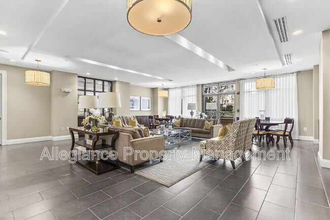 Building Photo - 12000 Market St