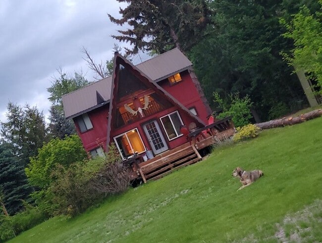 Primary Photo - Riverfront Cabin in Elk Meadows Community