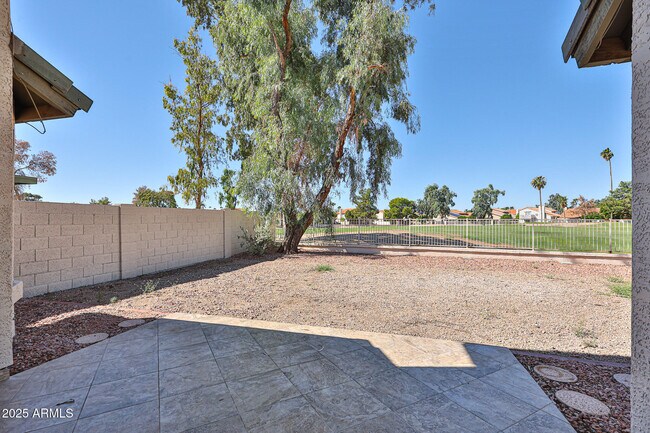 Building Photo - 7539 W Sequoia Dr