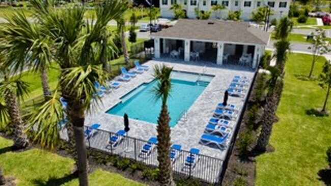 Building Photo - Brand new Townhome centrally located in La...