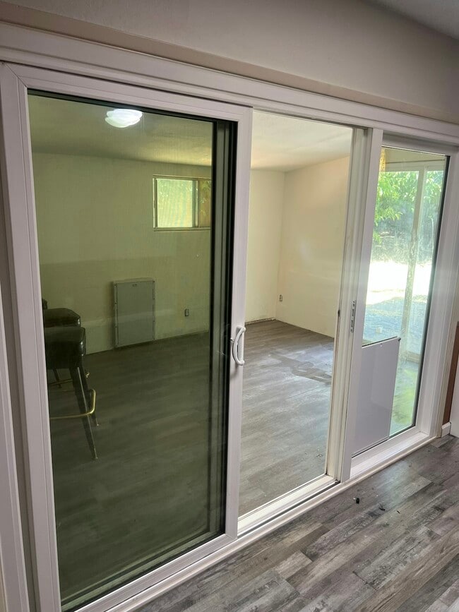 Building Photo - 4040 Marlow Ct