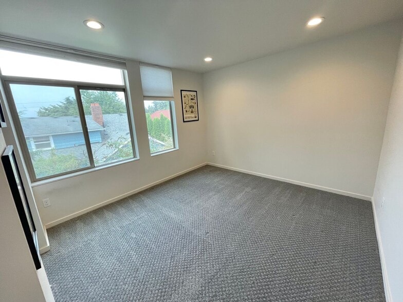 Building Photo - 6751 15th Ave NW