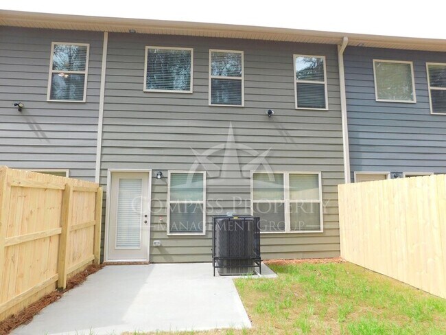 Building Photo - 6048 Oak Bend Ct