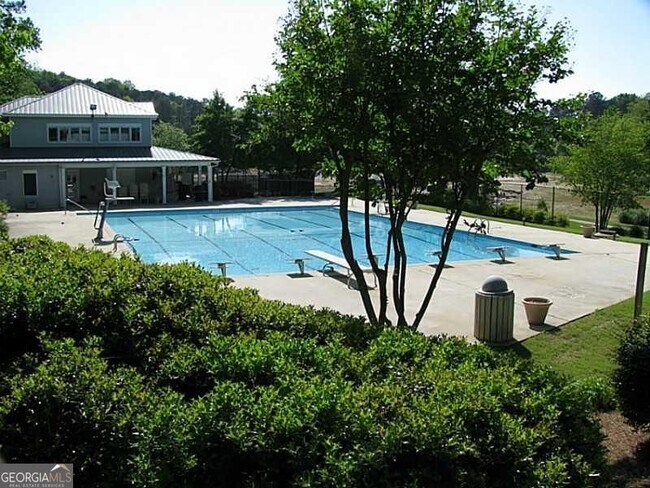 Building Photo - 625 Clear Lake Terrace