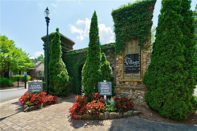 Building Photo - 708 Stickley Oak Way