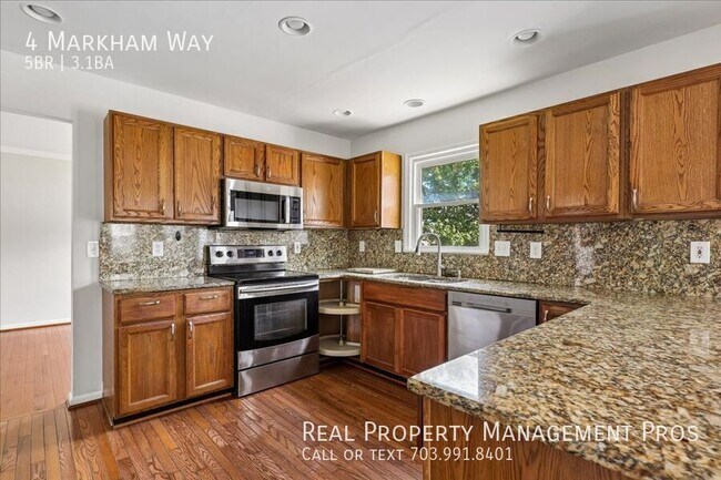 Building Photo - 4 Markham Way