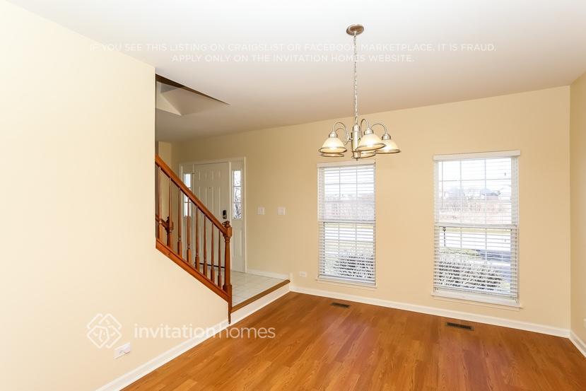 Building Photo - 290 S Annandale Dr