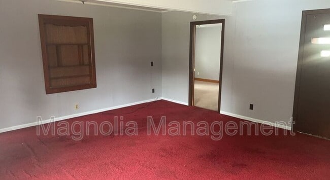 Building Photo - 1935 Raleigh Rd