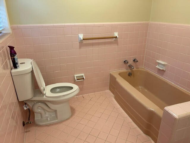 Building Photo - 2405 Avenue S