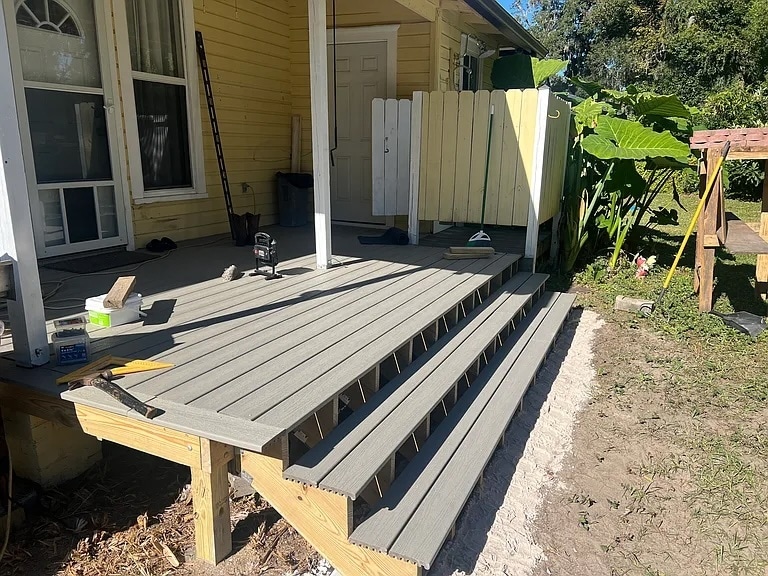 Building Photo - 2133 Doane St