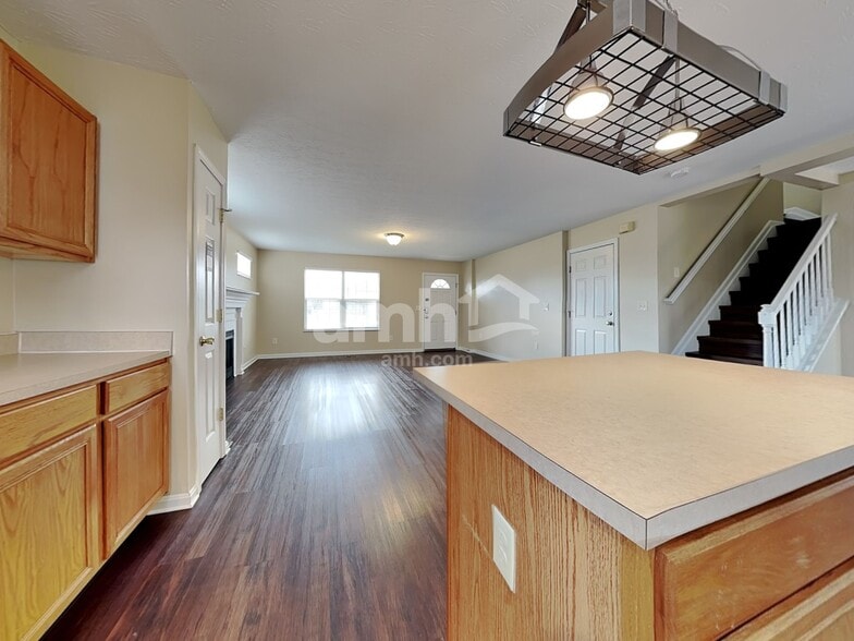 Building Photo - 2537 Keller Ct