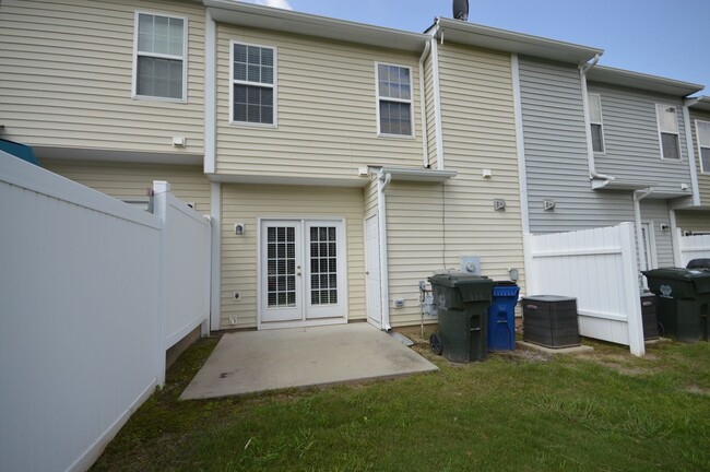 Building Photo - 8328 Plano Ct