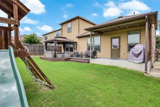 Building Photo - 7013 Armagh Dr