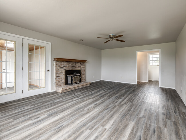 Building Photo - 11308 Meadow Ridge Ln