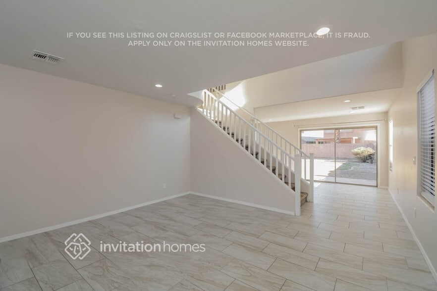 Building Photo - 15378 W Shangri La Rd