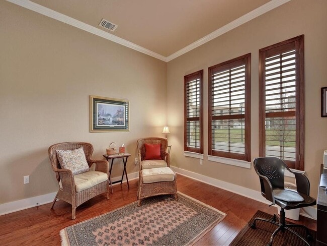 Building Photo - 4545 Mattie St