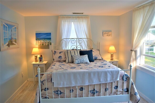 Building Photo - 167 Breezy Point Rd