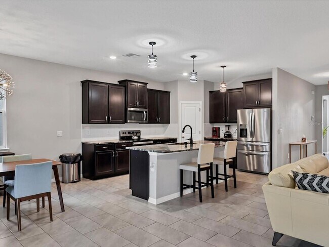 Building Photo - 17605 Cantarina Cove