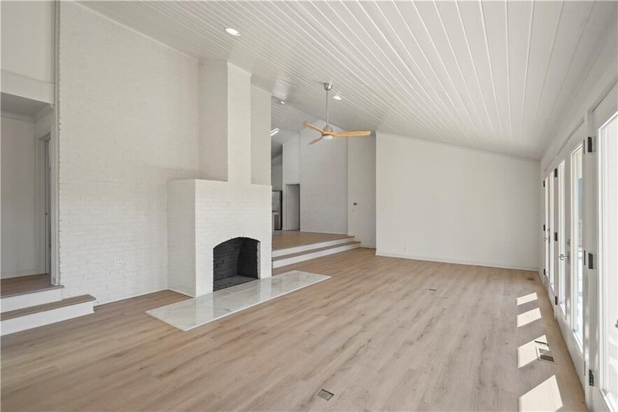 Building Photo - 1291 Crumbley Rd