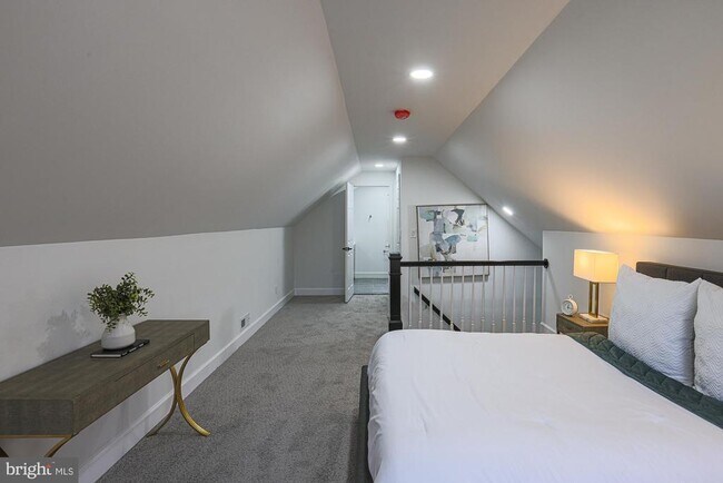 Building Photo - 5809 Eurith Ave